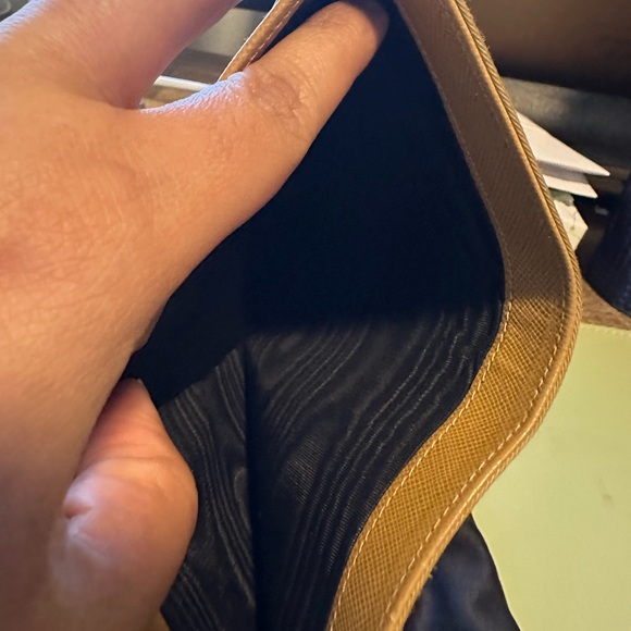 GUC Prada Bifold Wallet in Dust Bag - Picture 14 of 14